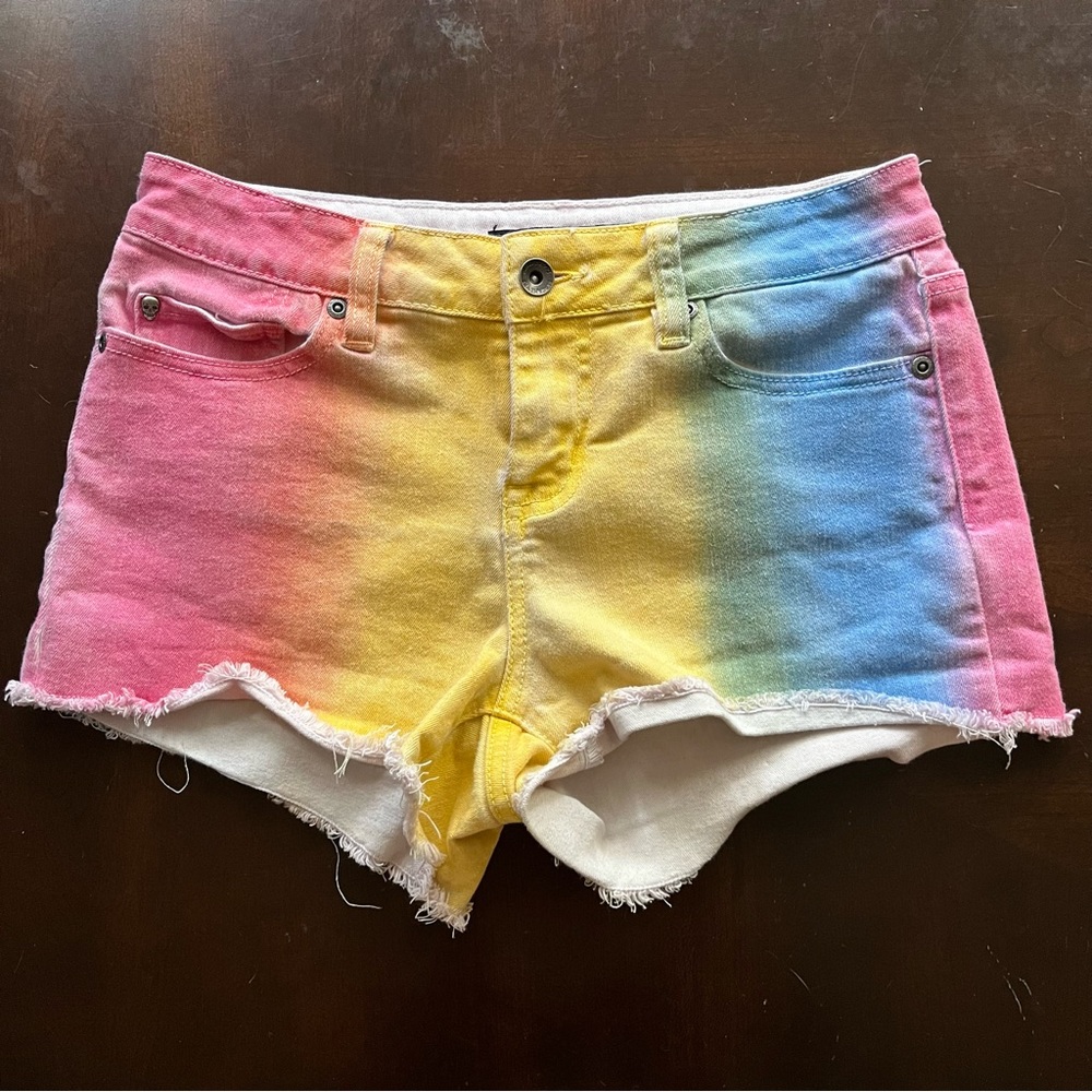 Hot Topic Blackheart Rainbow Pride Jean Low Rise Shorts Size 5